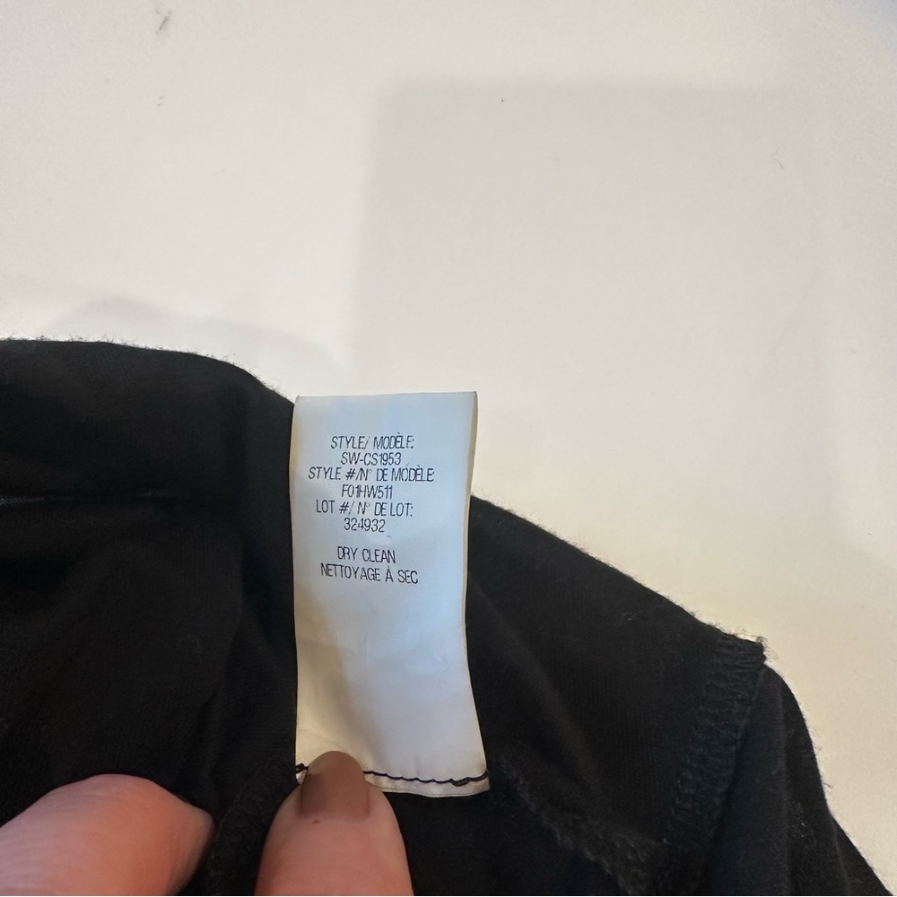 HELMUT LANG Black Accent Top - Picture 8 of 8